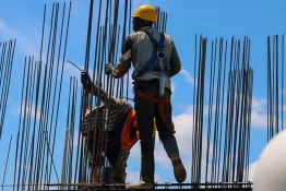 Pour plus de sécurité quotidienne au travail ! Pour plus de sécurité quotidienne au travail !