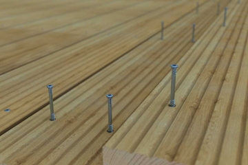 New: Terrassotec with decorative head in bucket