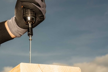 Are self-tapping wood construction screws suitable for impact screwdrivers?