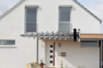 Insulating stud anchor